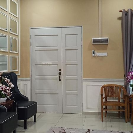 Illa Bella Homestay Jasin Luaran gambar